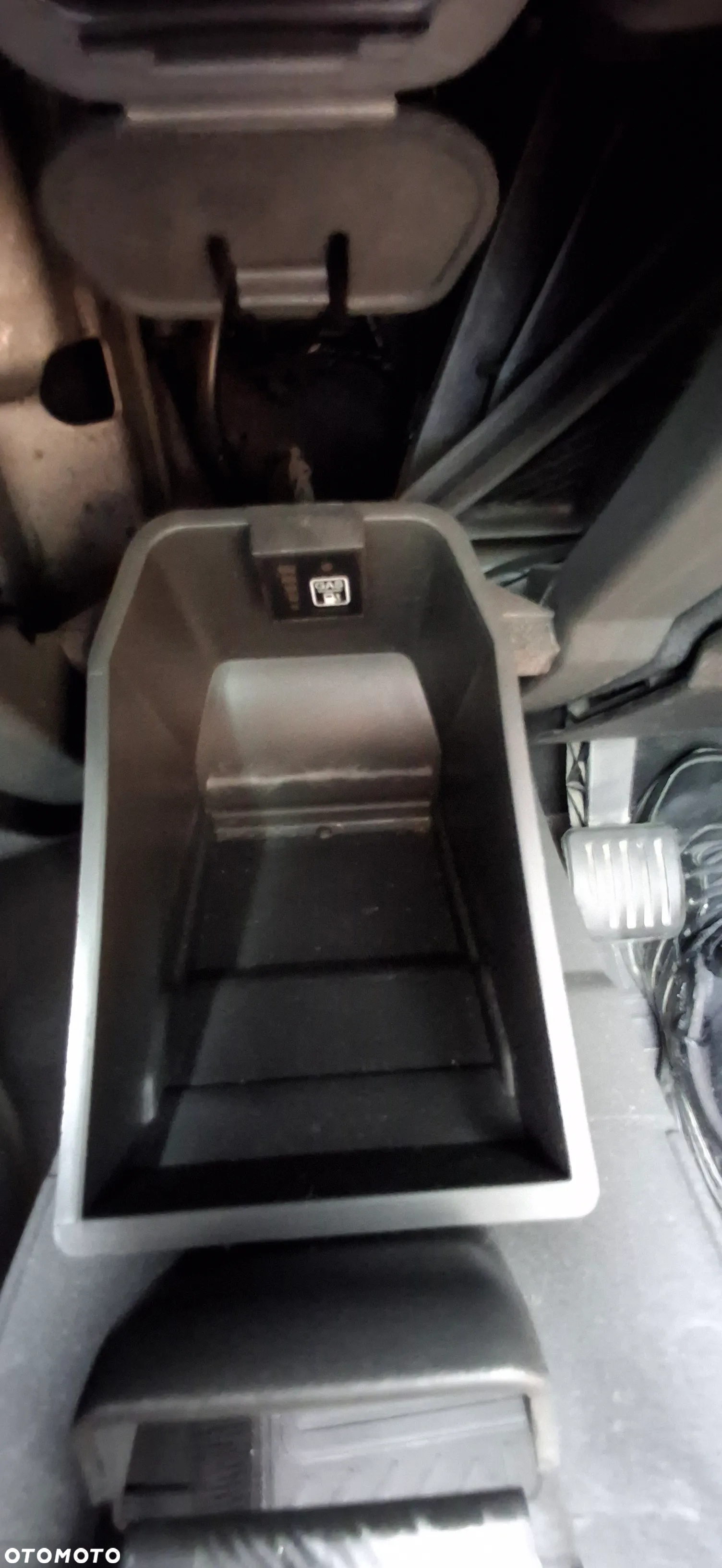 Ford Mondeo - 29