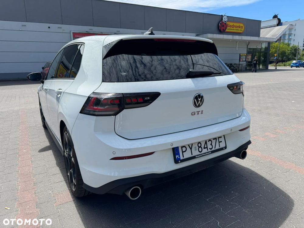 Volkswagen Golf - 4