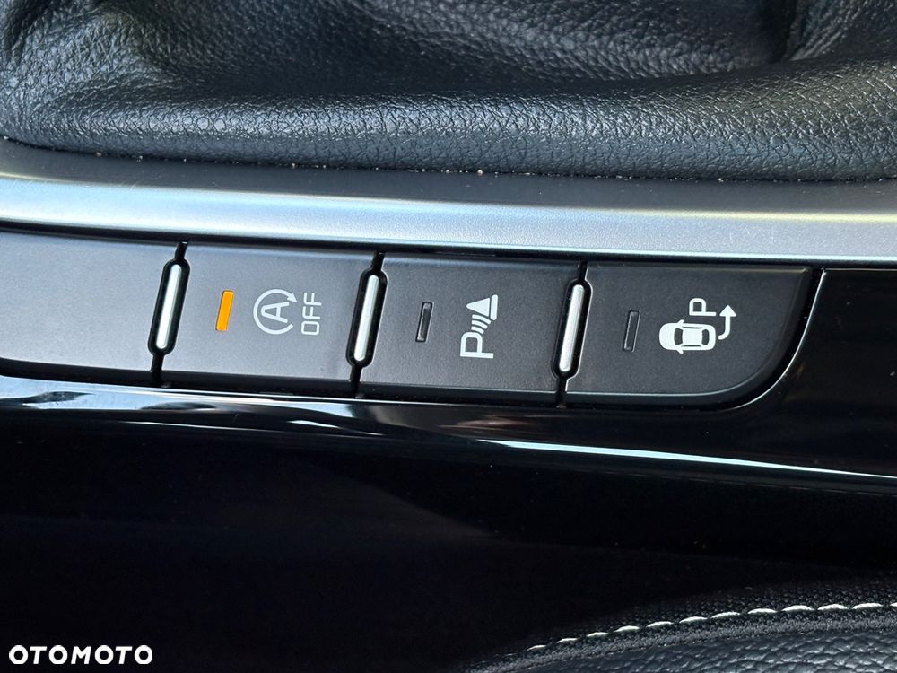 Kia XCeed 1.5 T-GDI L Business Line - 24