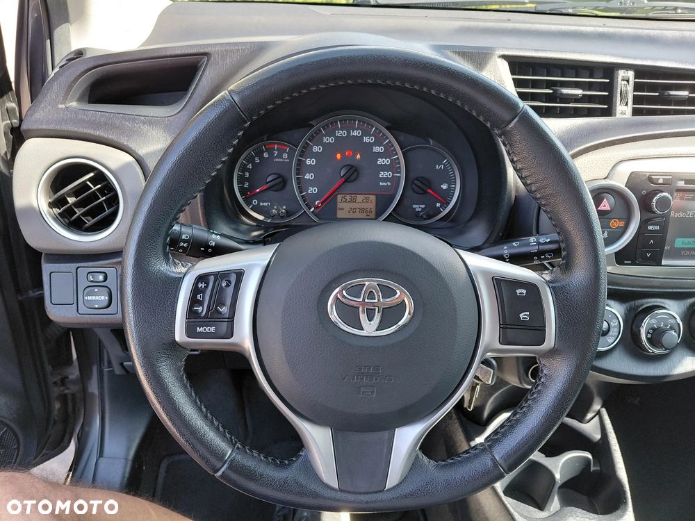 Toyota Yaris 1.0 Life - 12