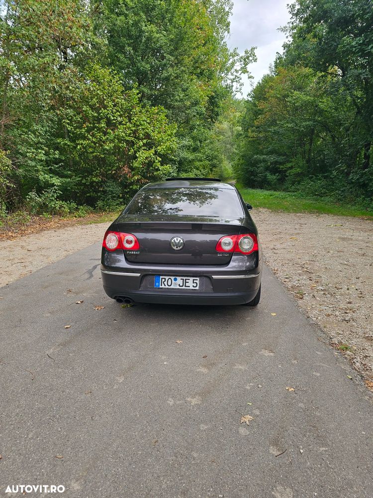 Volkswagen Passat 2.0 TDI DPF DSG Individual - 2
