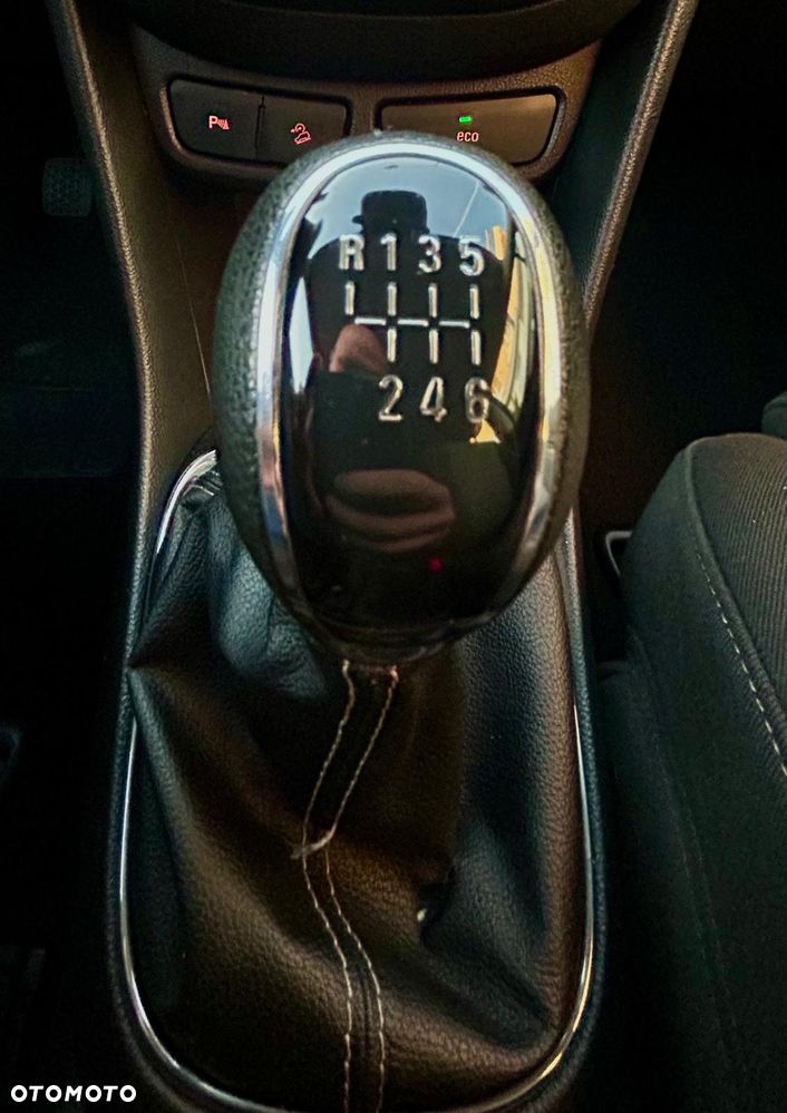 Opel Mokka 1.7 CDTI Enjoy S&S 4x4 - 26