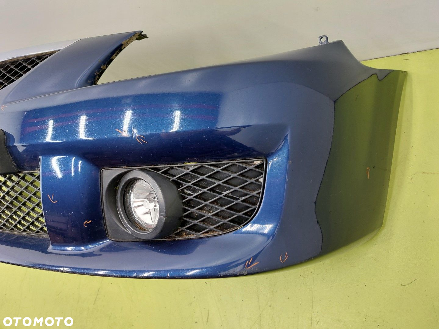 Zderzak przód przedni Mazda Premacy I LIFT 2001-2005 HALOGENY - 4
