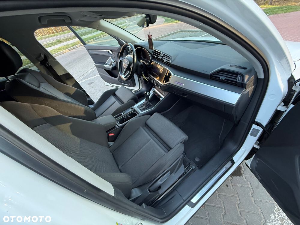 Audi Q3 2.0 TDI S tronic - 16