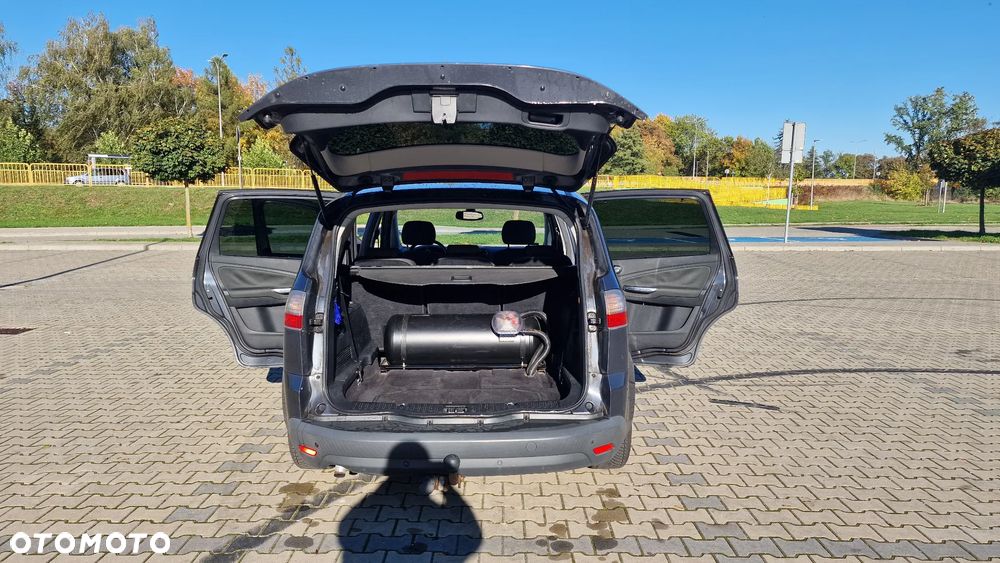 Ford S-Max 2.0 Ambiente - 13