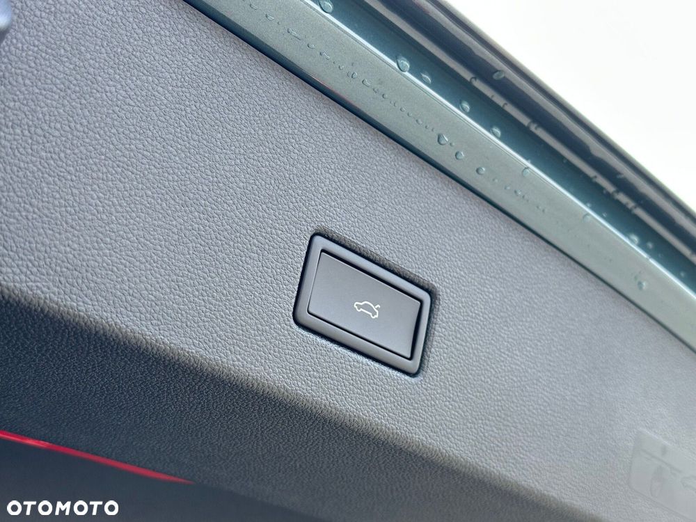 Volkswagen T-Roc - 9