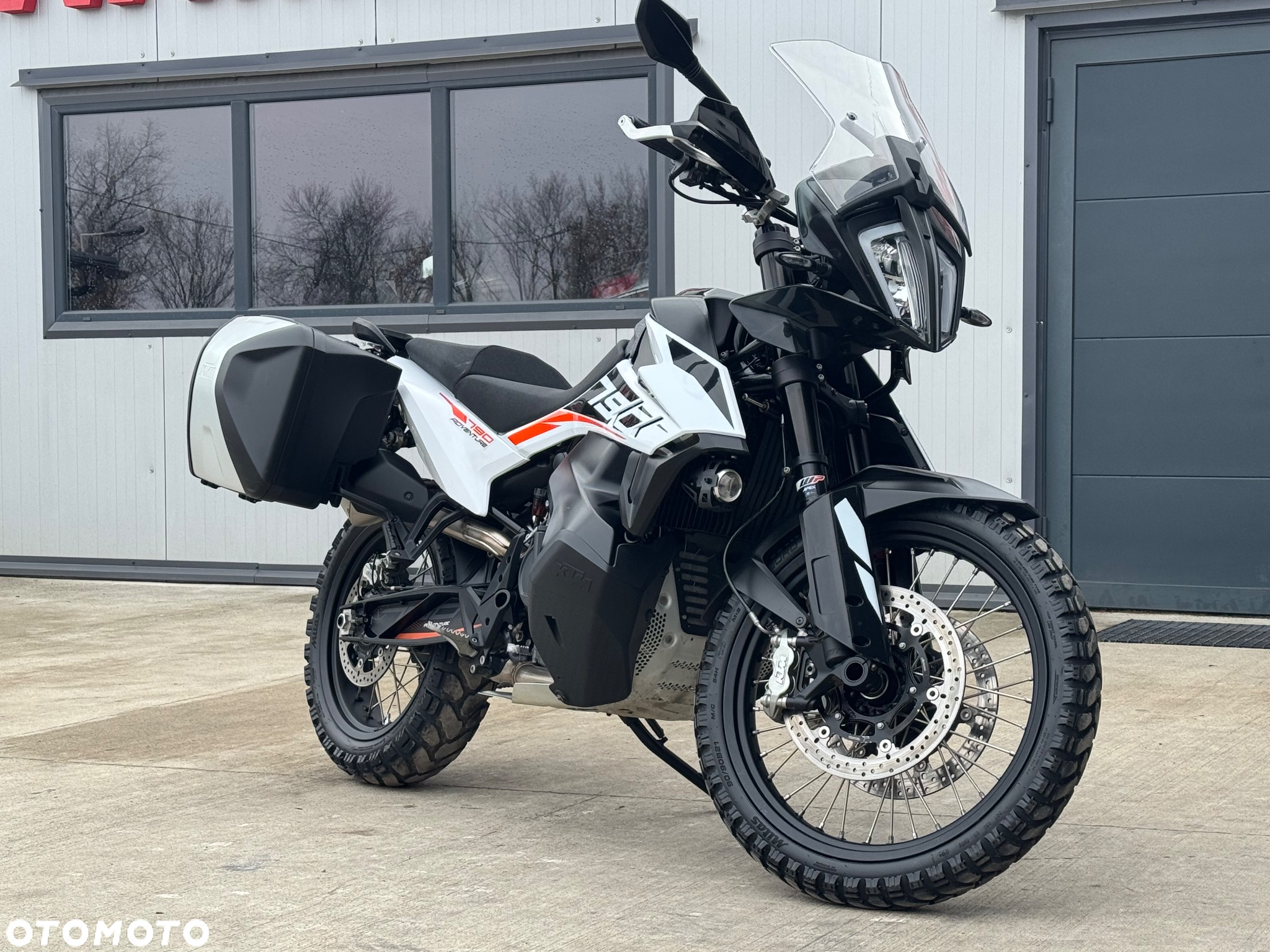 KTM Adventure - 2