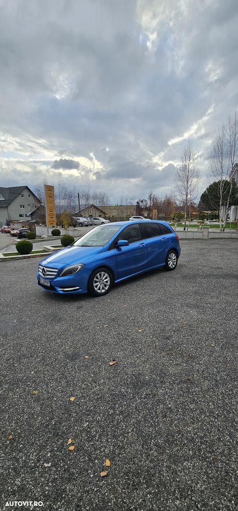 Mercedes-Benz B - 5