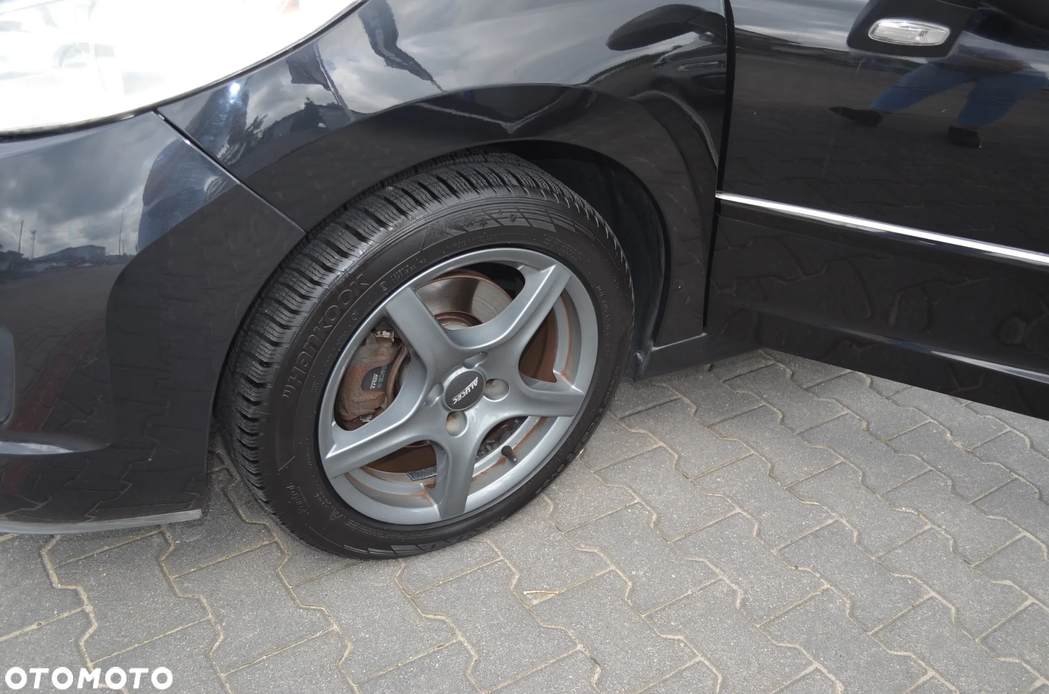 Peugeot 207 - 13