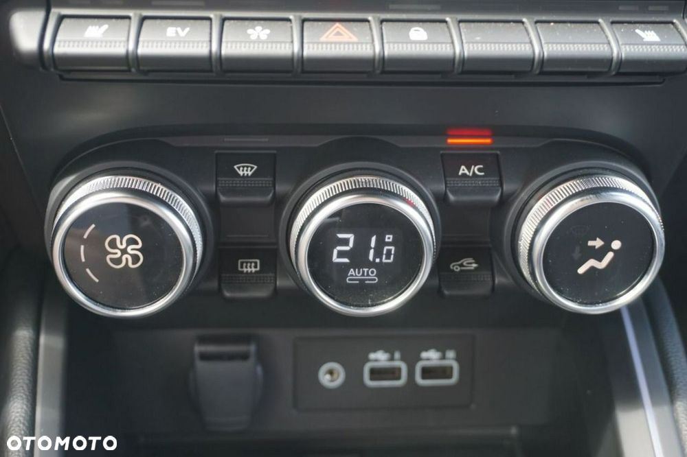 Renault Clio 1.6 E-TECH Techno - 23