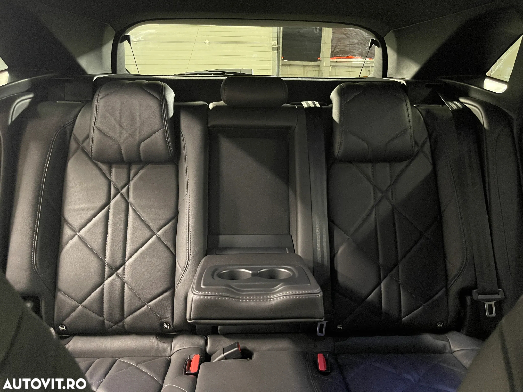DS Automobiles DS 7 Crossback - 12
