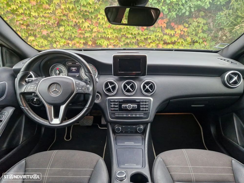 Mercedes-Benz A 180 - 4