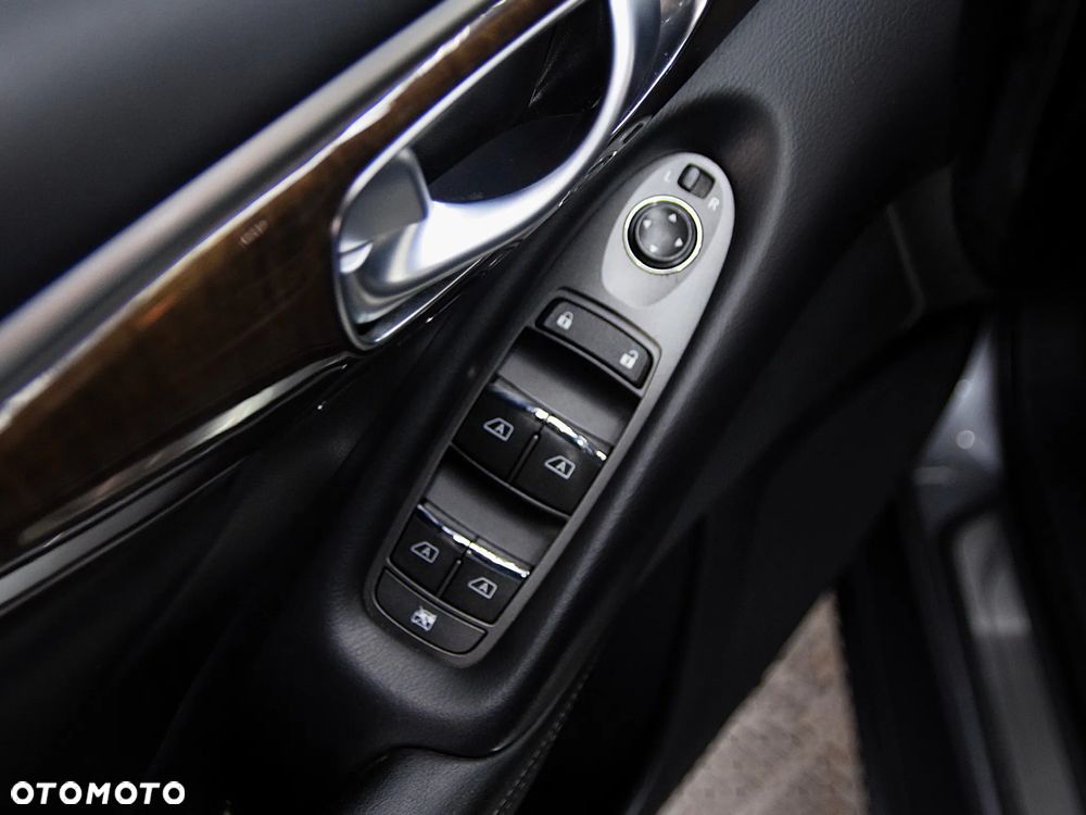 Infiniti Q50 2.0t Premium Executive - 19