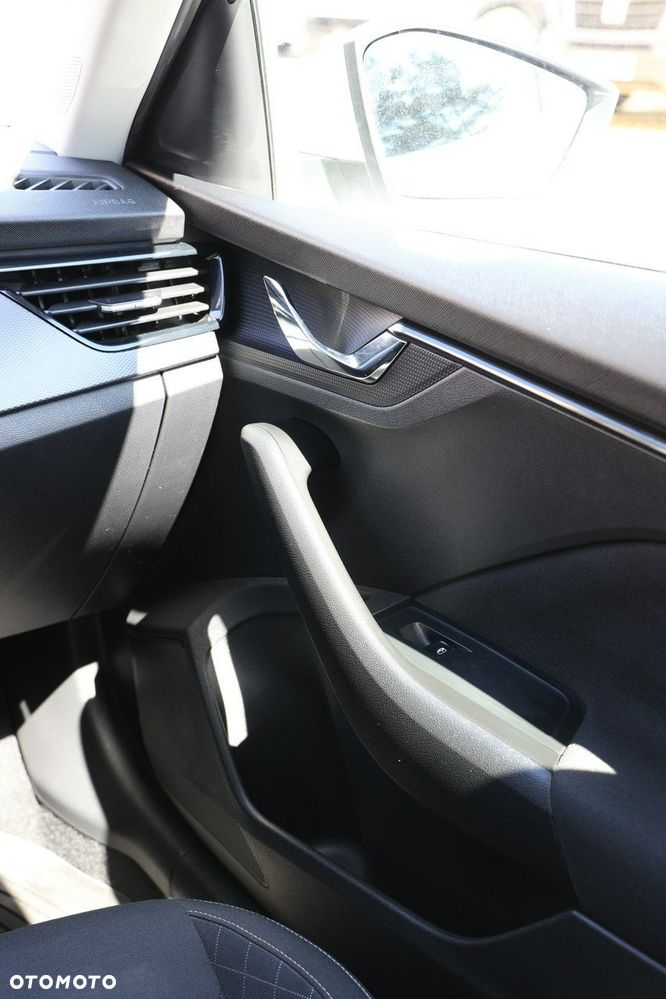 Skoda Kamiq 1.5 TSI Ambition - 35