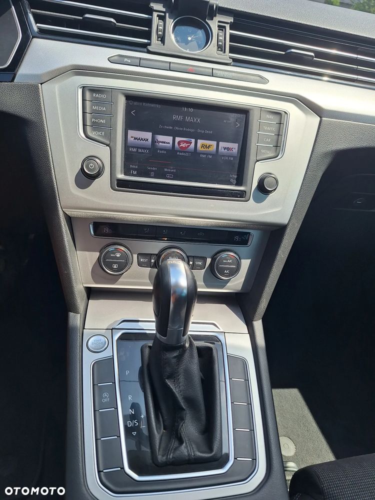 Volkswagen Passat 2.0 TDI BMT Comfortline DSG - 30