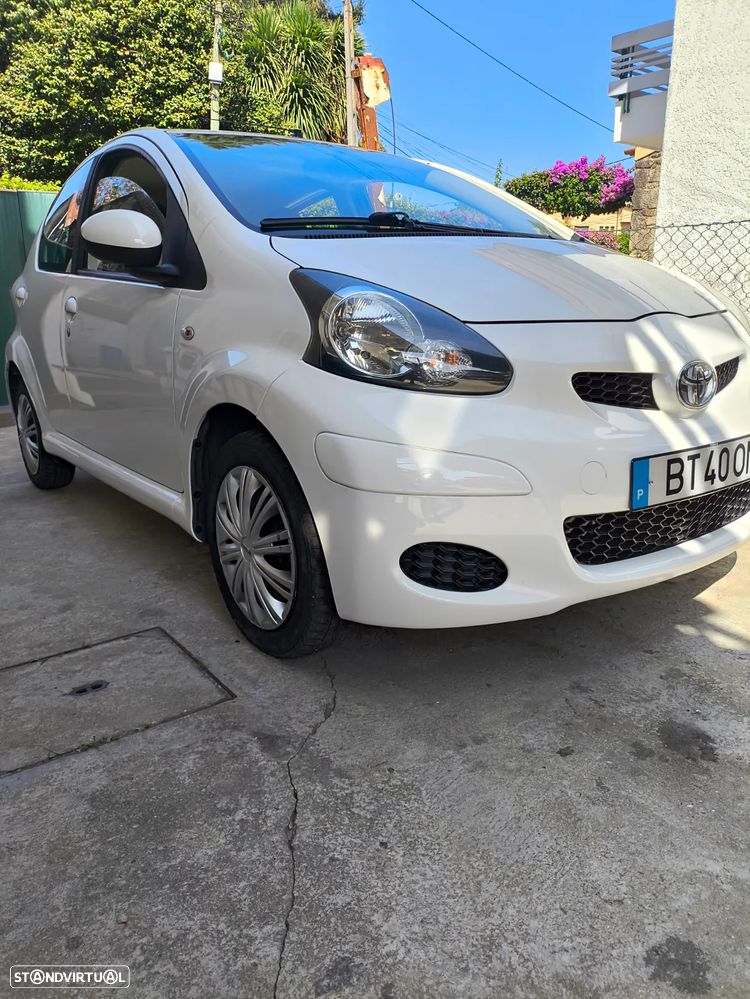 Toyota Aygo 1.0 - 2