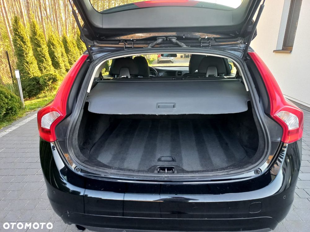 Volvo V60 D2 Geartronic Powershift Edition - 14