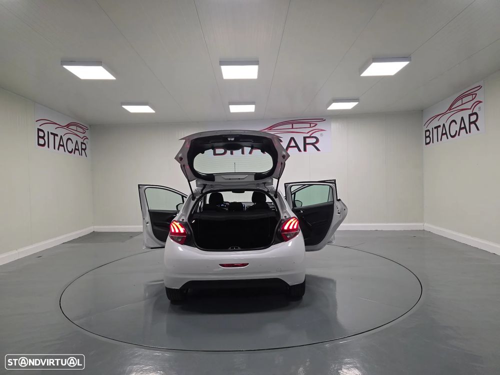 Peugeot 208 1.6 BlueHDi Allure - 16