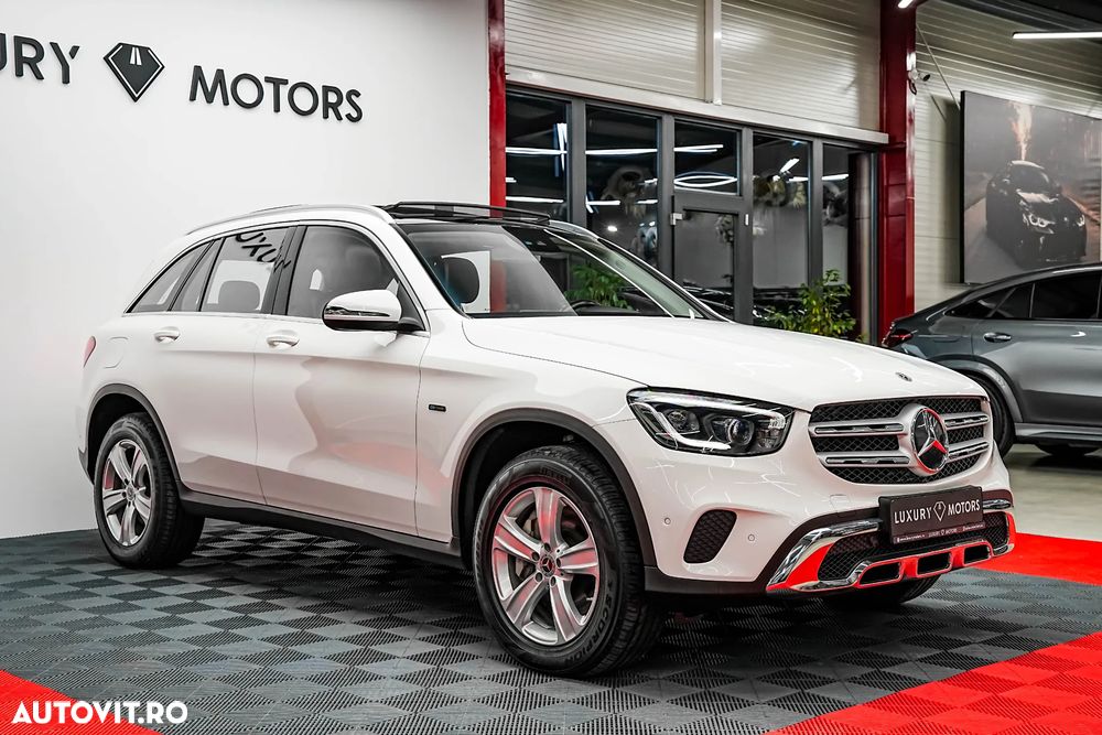 Mercedes-Benz GLC 300 e 4Matic 9G-TRONIC - 6