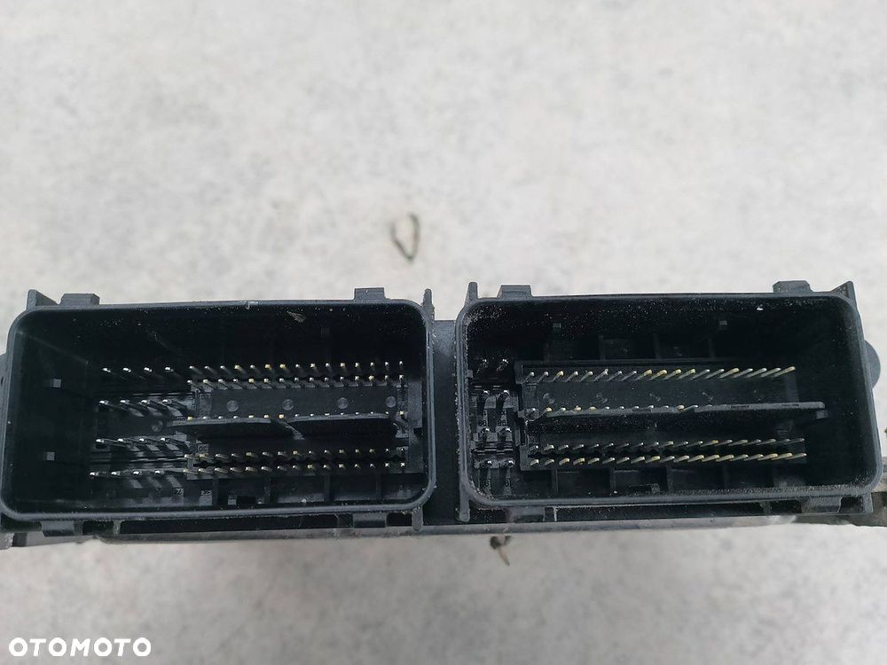 STEROWNIK FORD TRANSIT CONNECT II FV61-12A650-ZB  0281033096  BOSCH 1.5 - 4