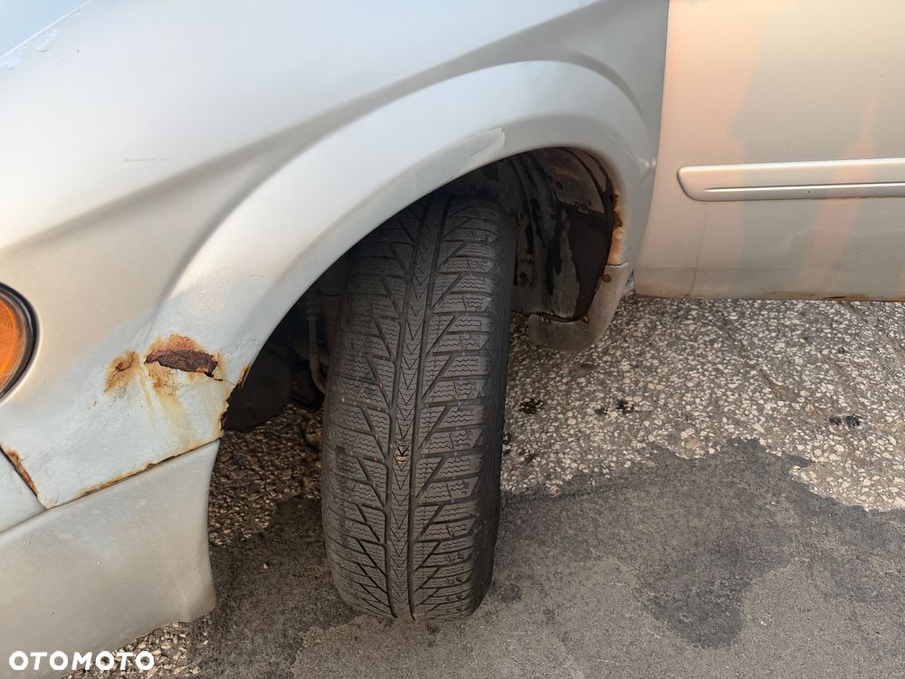 Dodge Grand Caravan - 17