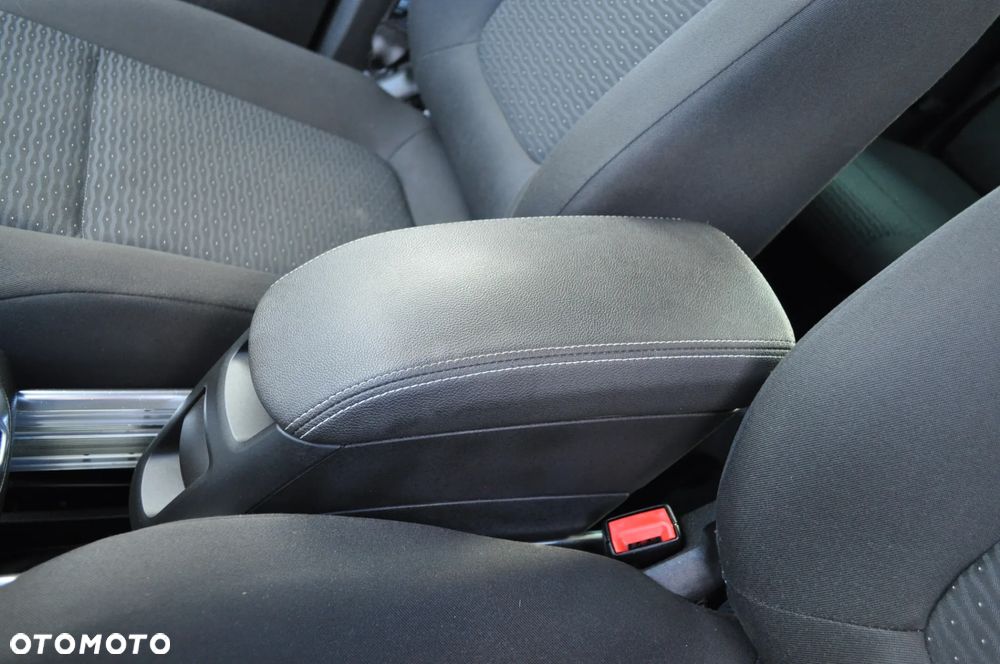 Opel Meriva 1.4 Innovation - 30