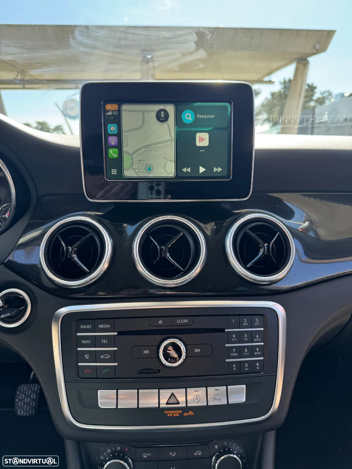 Mercedes-Benz CLA 200 d - 4