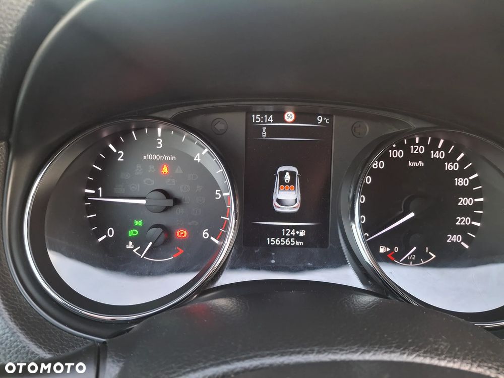 Nissan Qashqai 1.5 dCi N-Connecta - 21