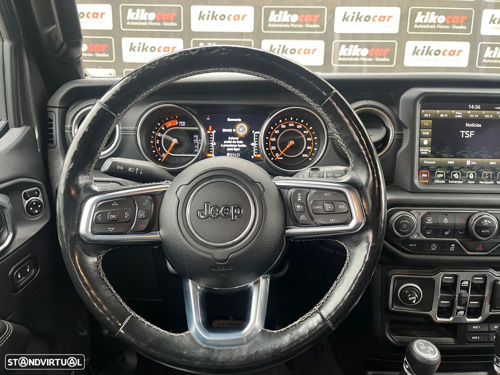Jeep Wrangler Unlimited 2.2 CRDi AWD Auto Sky One-Touch Sahara - 23