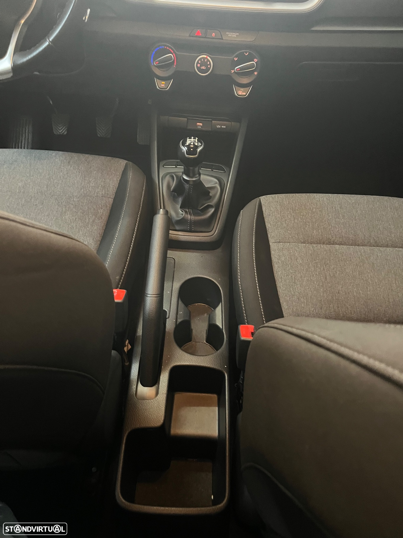 Kia Stonic 1.2 Dynamic - 30