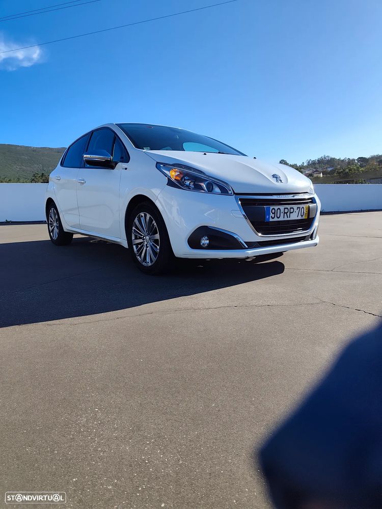 Peugeot 208 1.2 PureTech Style - 57