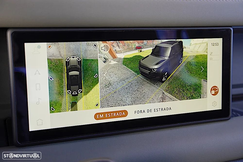 Land Rover Defender 2.0 P400e 110 AWD X-Dynamic SE - 34