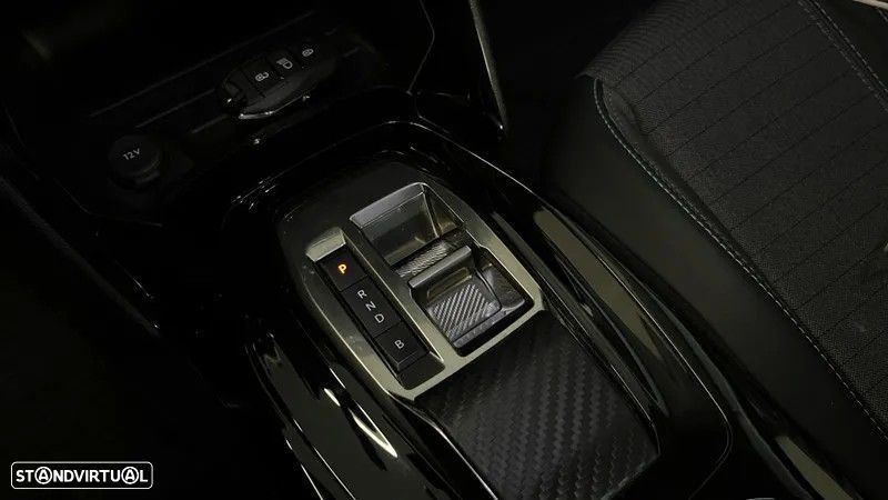 Peugeot e-2008 50 kWh Allure - 17