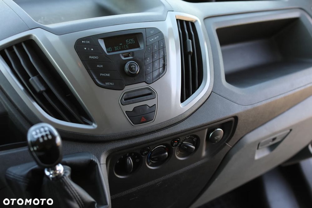 Ford Transit - 21