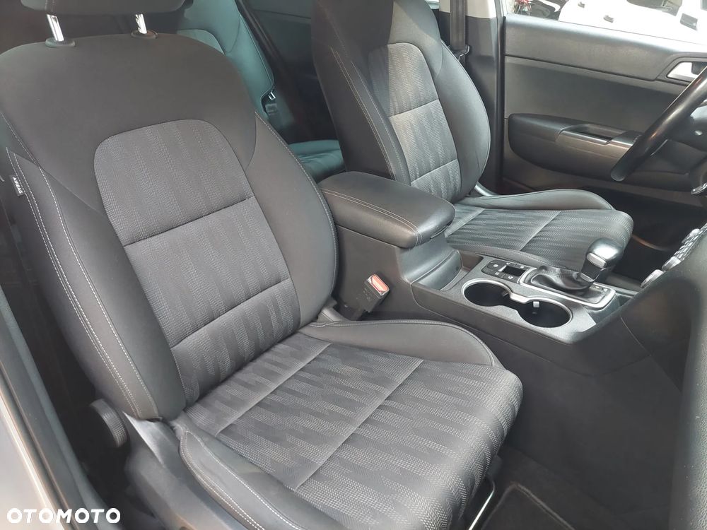 Kia Sportage - 10