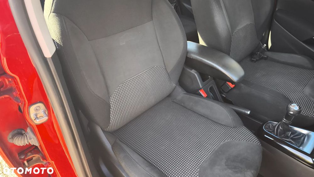 Citroën C3 1.2 PureTech Exclusive - 22