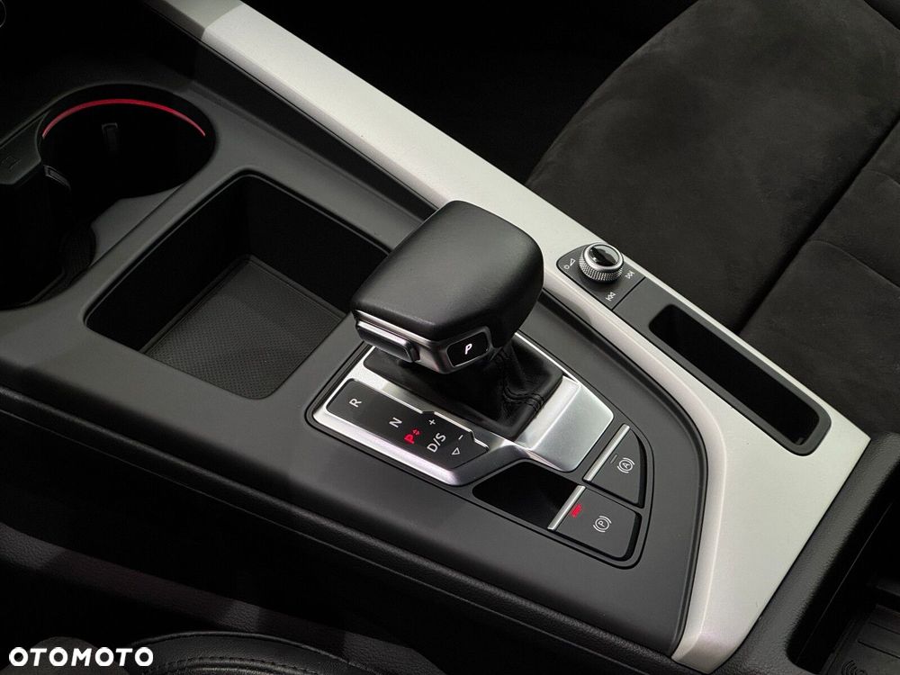 Audi A4 Limousine 45 TFSI S tronic - 9