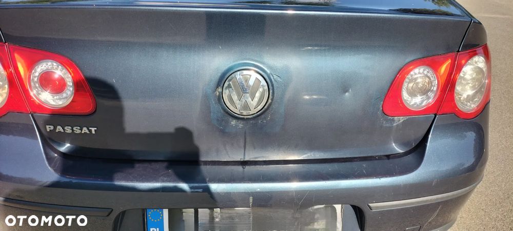 Volkswagen Passat 1.9 TDI Trendline - 24
