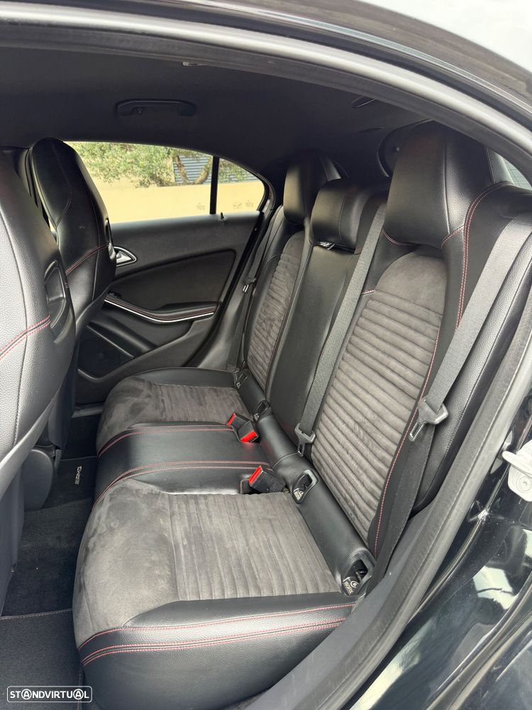 Mercedes-Benz A 220 d 7G-DCT AMG Line - 15