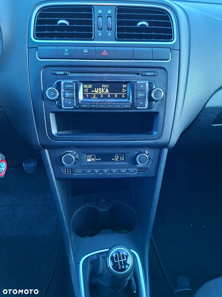 Volkswagen Polo 1.6 TDI Highline - 10