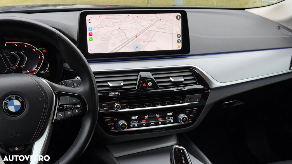 BMW Seria 5 520d xDrive Aut. - 7