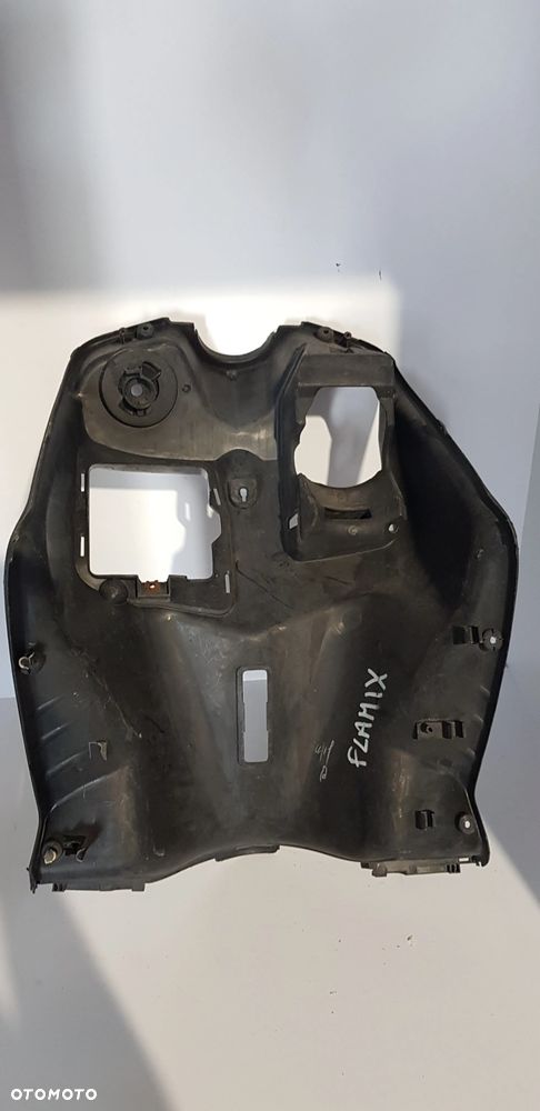 MBK Flame Yamaha Cygnus 125 Kokpit osłona kolan - 4