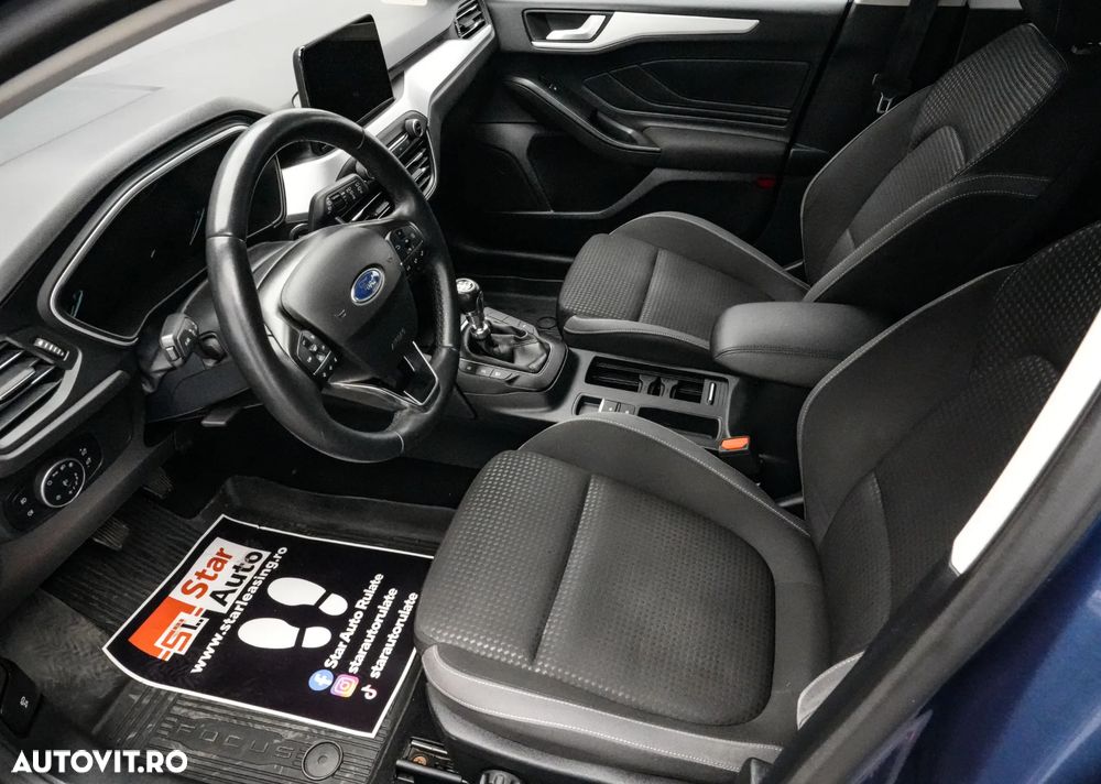 Ford Focus 1.0 EcoBoost MHEV Titanium - 12