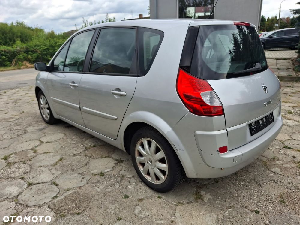 Renault Scenic 1.6 16V Confort Privilege - 7