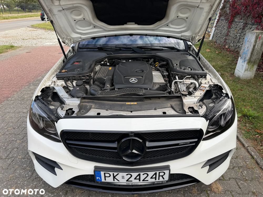 Mercedes-Benz Klasa E - 17