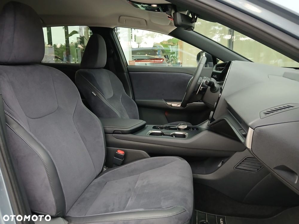 Lexus RZ 450e Omotenashi DIRECT4 - 29
