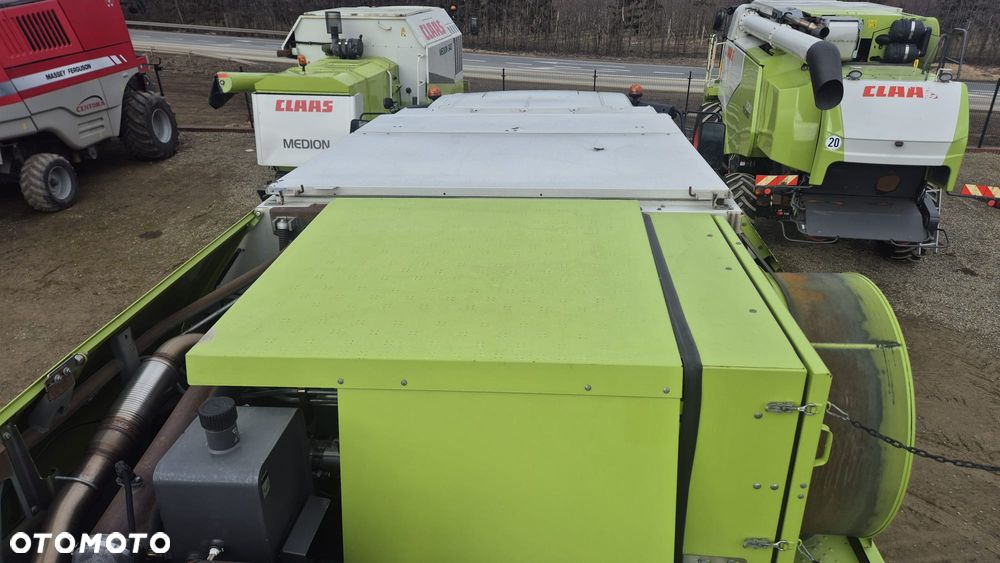 Claas Tucano 340 - 15