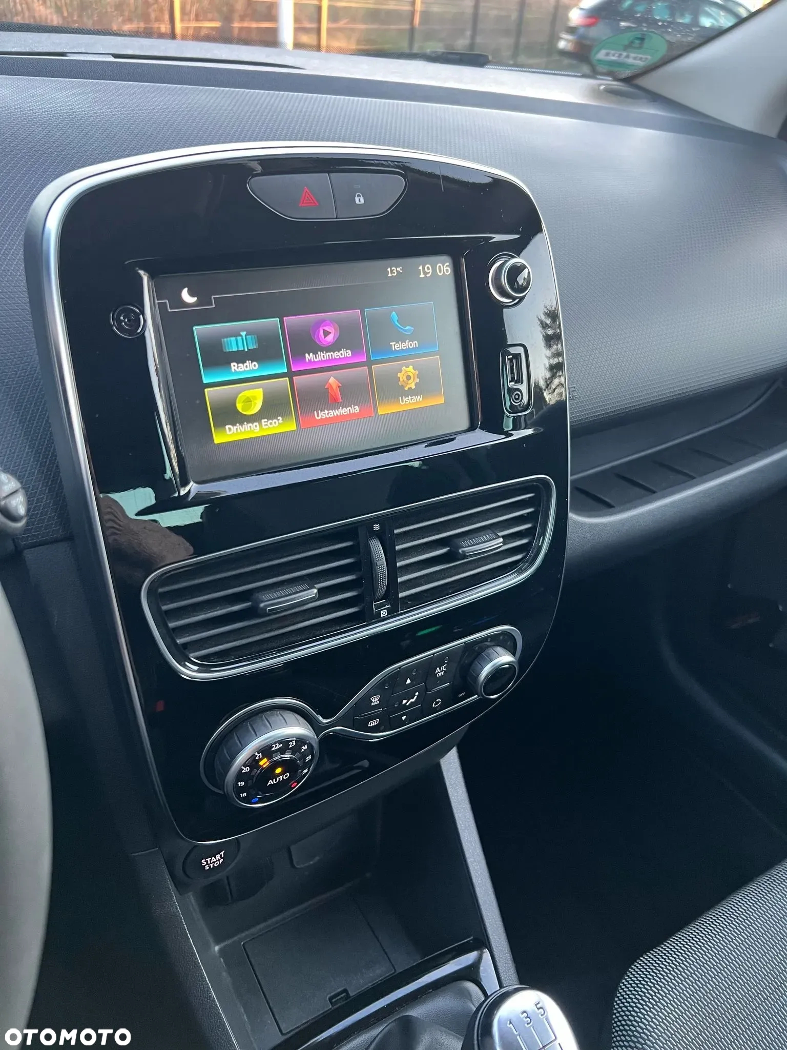 Renault Clio TCe 75 Start & Stop COLLECTION - 21