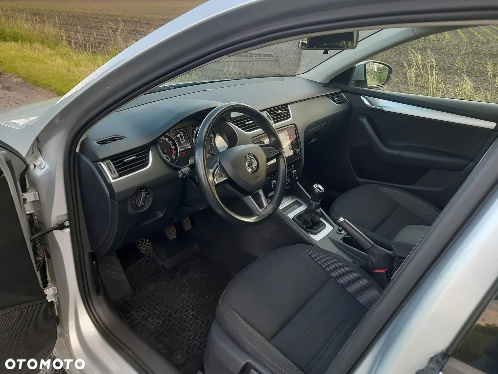 Skoda Octavia 1.6 TDI Ambition - 7