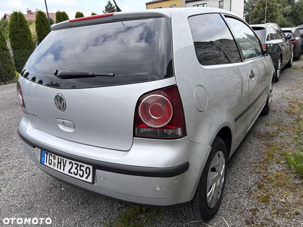Volkswagen Polo - 2